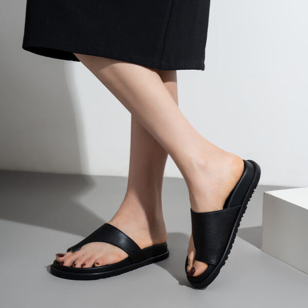 Genuine Leather Thick-Soled Flip-Flops