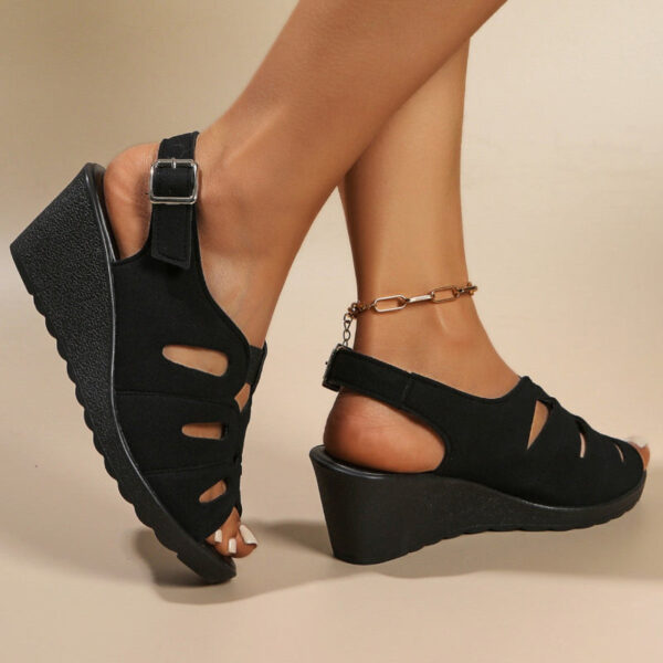 Fashionable Slingback Comfort Sandals