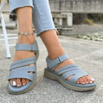 Reliable Comfort Strap Sandals with Ergonomic Footbed and Breathable Upper