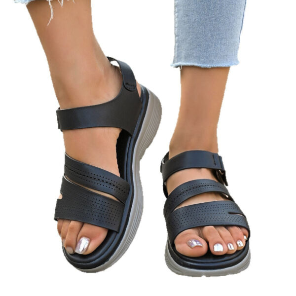 Reliable Comfort Strap Sandals with Ergonomic Footbed and Breathable Upper
