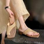 Fashionable Thick-Heeled Sandals for Bunions